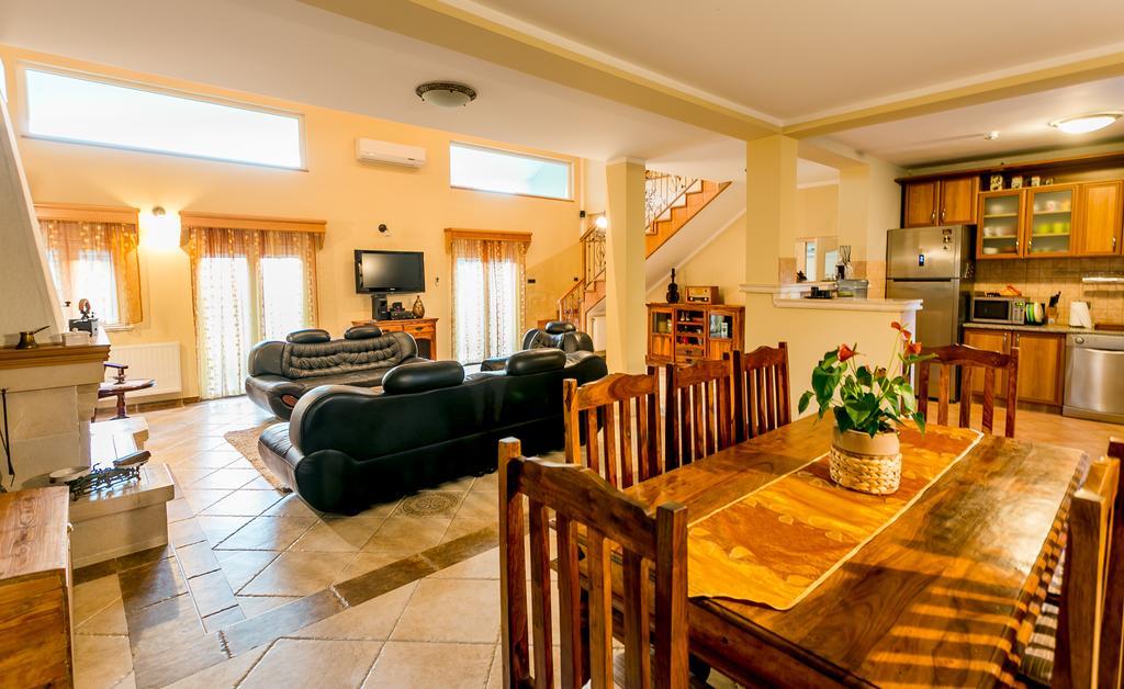 Villa Besha Herceg Novi Bagian luar foto
